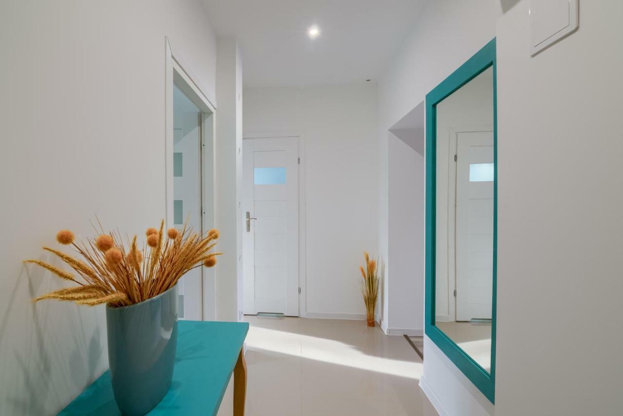 Apartments 4 You Hlonda Тичи Екстериор снимка