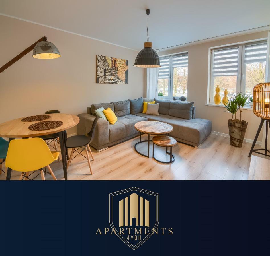 Apartments 4 You Hlonda Тичи Екстериор снимка